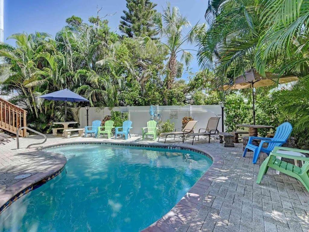 Beach Getaway Pool Condo Between The Island Marina And Beachブレイデントン・ビーチ エクステリア 写真
