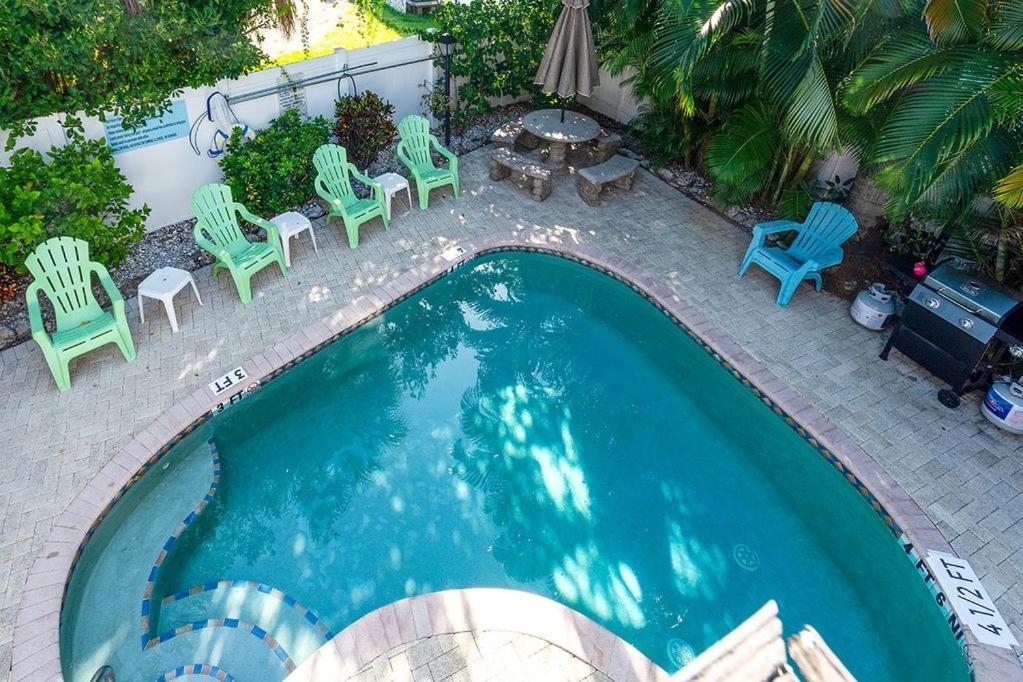 Beach Getaway Pool Condo Between The Island Marina And Beachブレイデントン・ビーチ エクステリア 写真