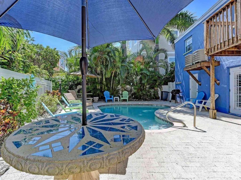Beach Getaway Pool Condo Between The Island Marina And Beachブレイデントン・ビーチ エクステリア 写真