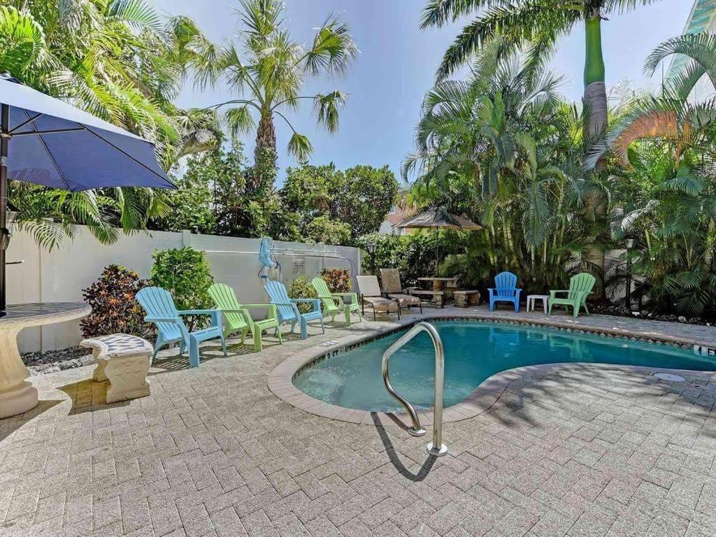 Beach Getaway Pool Condo Between The Island Marina And Beachブレイデントン・ビーチ エクステリア 写真